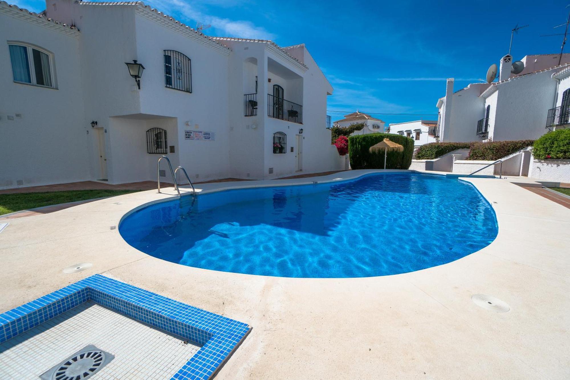 Los Pinos 19 Menyber Nerja Exteriér fotografie